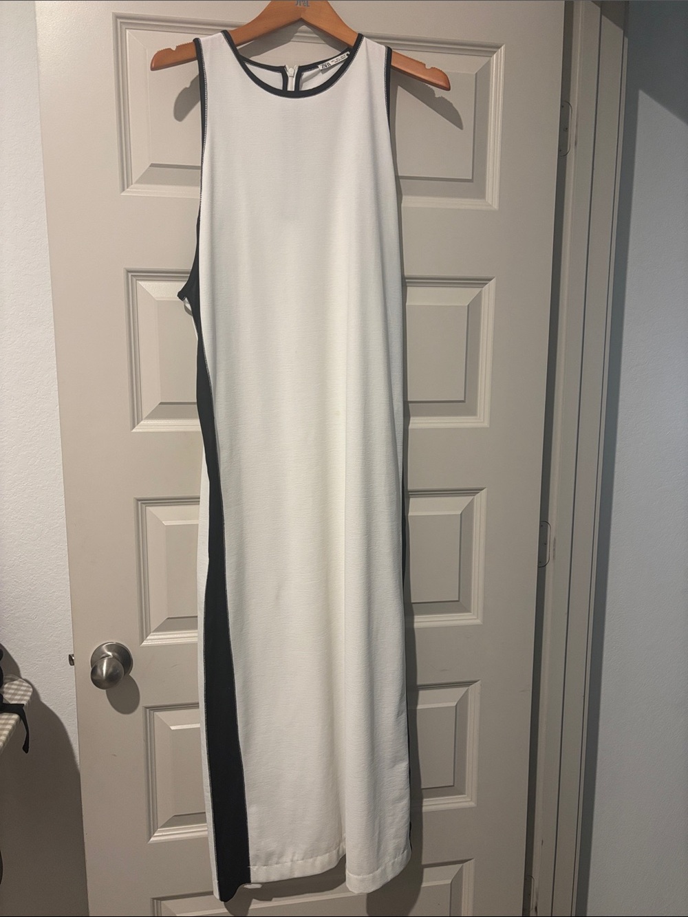 Sleeveless Black & White Maxi Dress with Side Colorblock